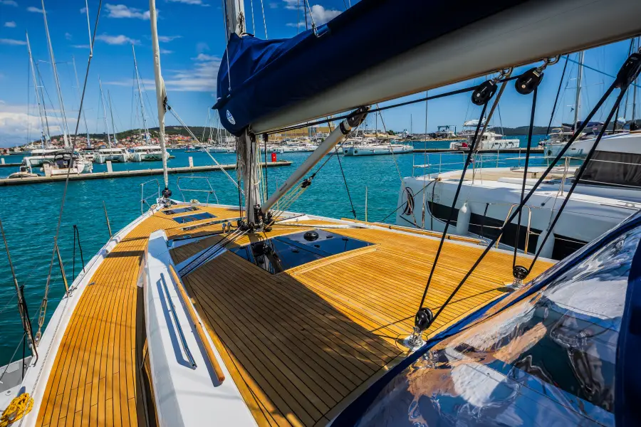 Whistler's teak foredeck and mast
